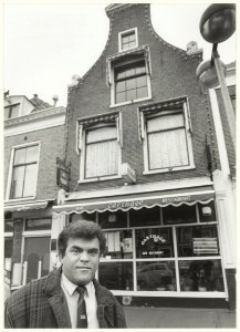 Ben Benothman voor zijn Tunesisch-Frans restaurant Carthage. NL-HlmNHA 54031562