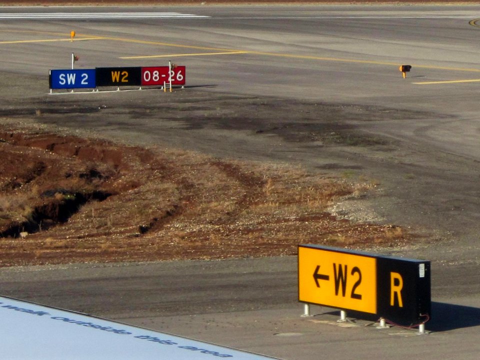 Ben Gurion International Airport 4 taxiway signs