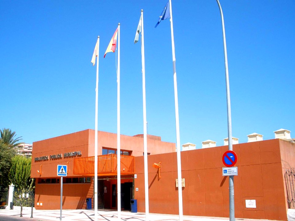 Benalmádena - Biblioteca Pública Municipal Arroyo de la Miel 2