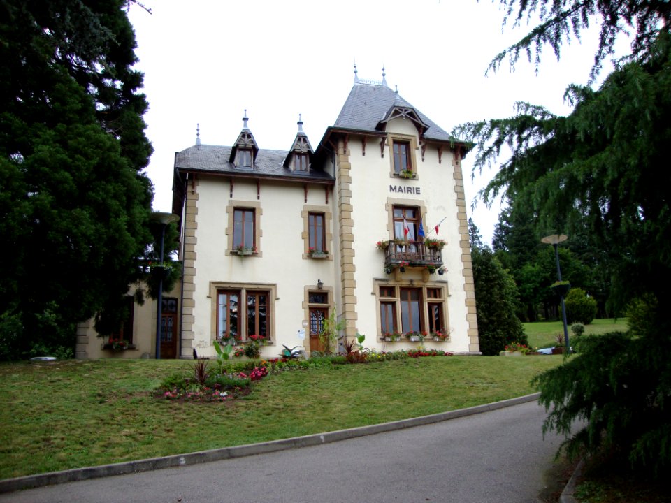 Belmont-de-la-Loire (Loire, Fr) mairie