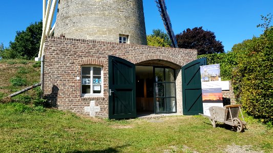 Bemelen-Moordkruis Van Tienhovenmolen (3)