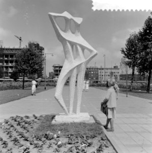 Beelden op de Lijnbaan te Rotterdam, Bestanddeelnr 908-8567