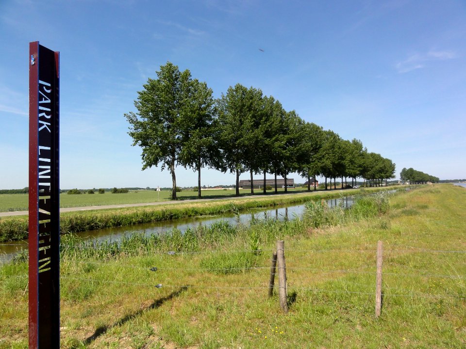 Bemmel (Lingewaard) park Lingezegen bij de Linge