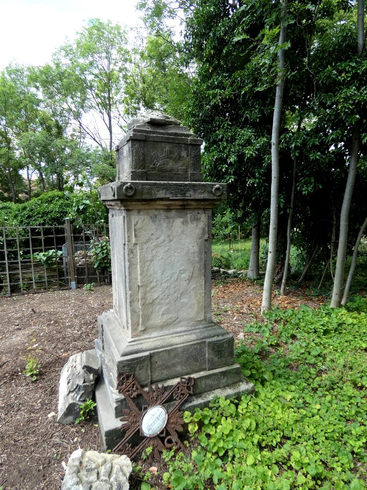 Beesenstedt, Historischer Friedhof 06