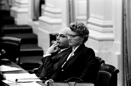 Behandeling Algemene Bijstandswet in Tweede Kamer Ministers Klompé en Veldkamp…, Bestanddeelnr 914-9967