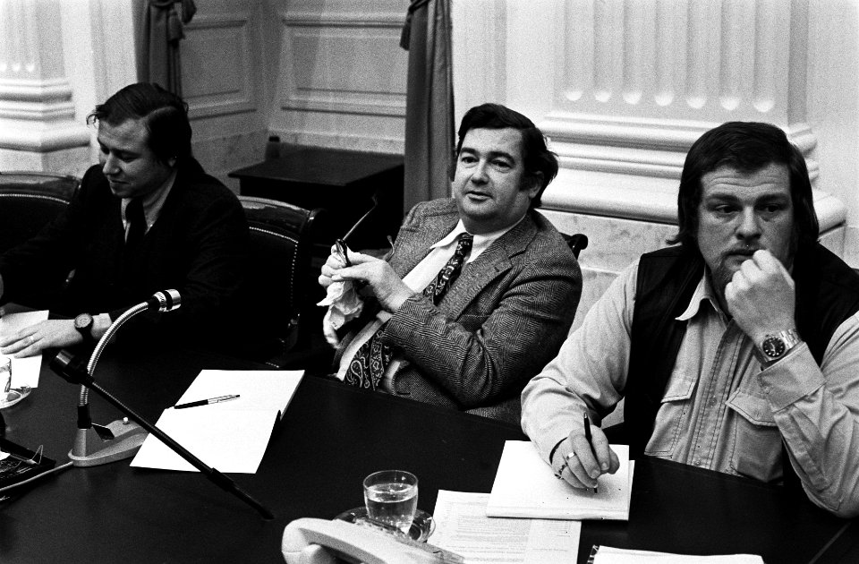 Behandeling begroting volkshuisvesting in Tweede Kamer, Bestanddeelnr 927-6471