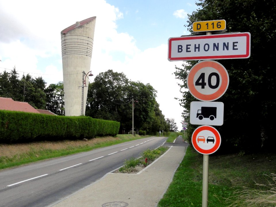 Behonne (Meuse) city limit sign