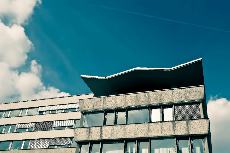 Facade skyscraper roof
