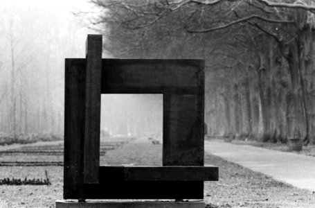 Beelden op het Keukenhof Constructie van de Amsterdammer A volten, Bestanddeelnr 915-0207