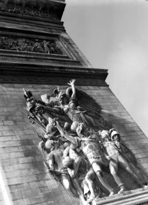 Beeldengroep op de Arc de Triomphe te Parijs, Bestanddeelnr 191-0252