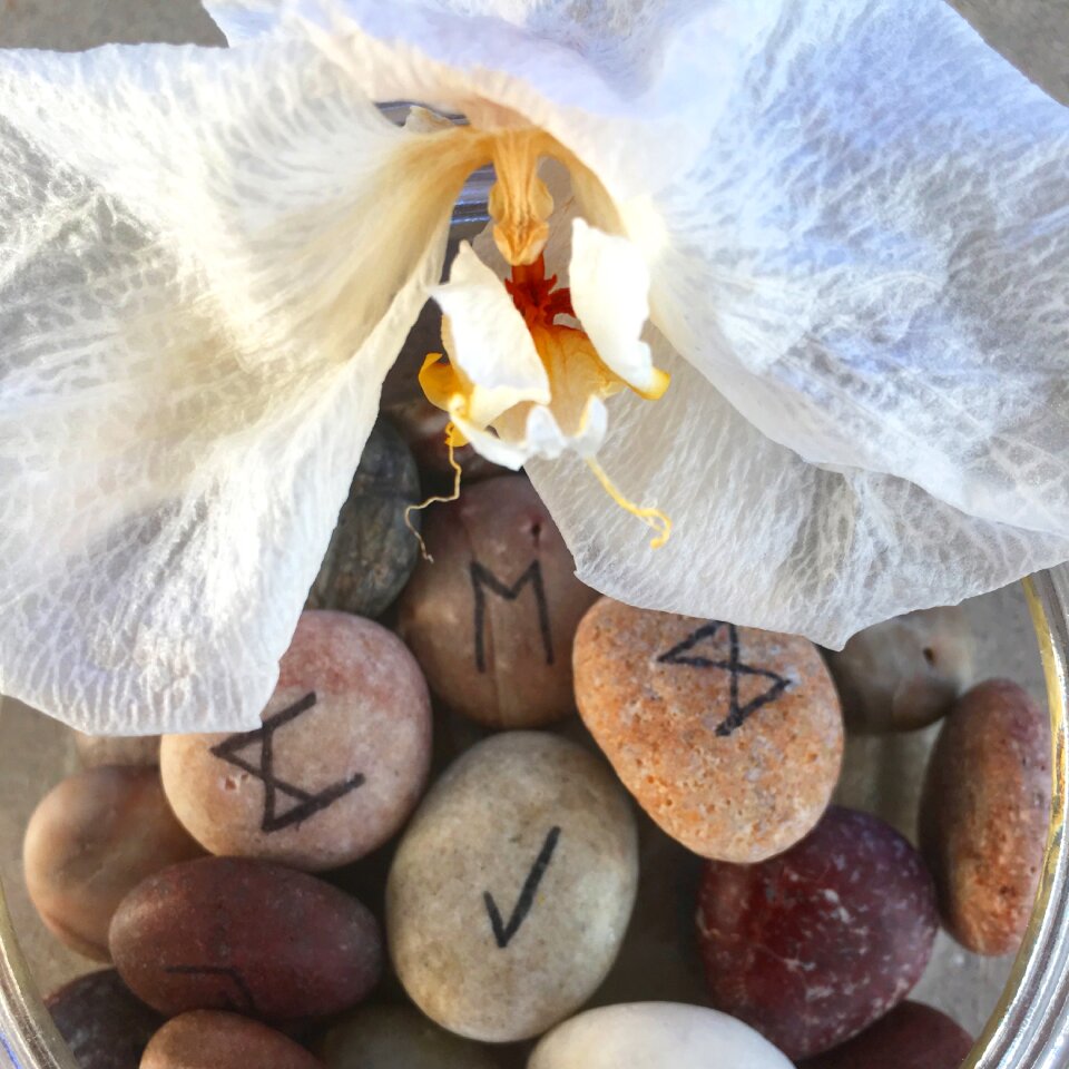 Rune esoteric fortune