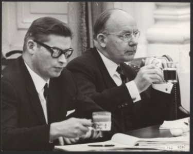 Behandeling belastingvoorstellen in de Tweede Kamer. Staatsecretaris W. Hoefnage, Bestanddeelnr 092-0207