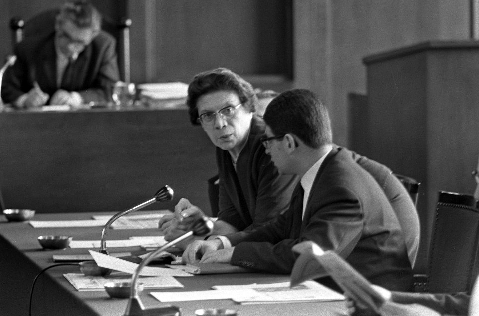 Behandeling begroting Amsterdam in de Raad, PvdA-fractie-voorzitter, drs. E. van, Bestanddeelnr 918-8245