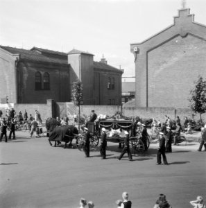 Begrafenis Adelborst-vlieger Meulenberg, Bestanddeelnr 902-9443
