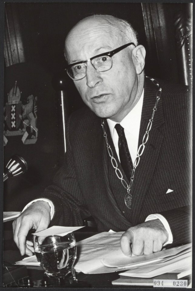Begrotingsdebatten in de gemeenteraad van Amsterdam. Burgemeester dr. I. Samkald, Bestanddeelnr 094-0230