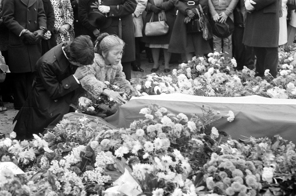 Begrafenis Abedy, die kort na gijzelingsaktie in Amsterdam uit het raam sprong, , Bestanddeelnr 928-3212
