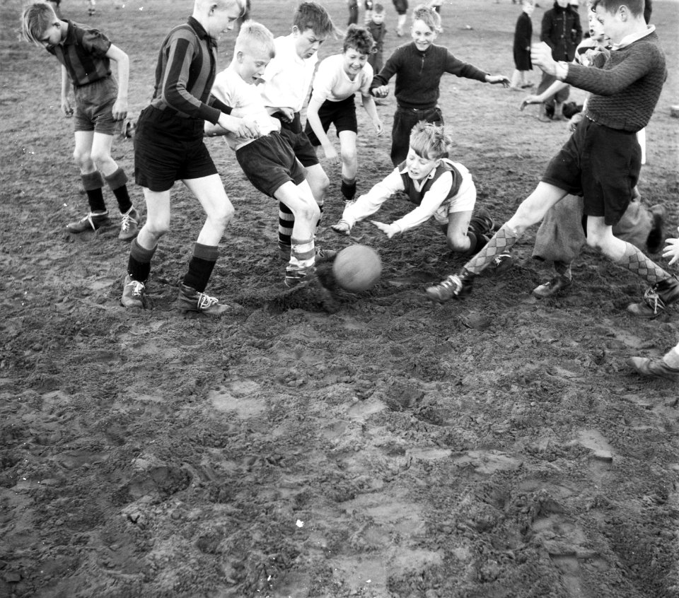 Begin schoolvoetbalcompetitie, Bestanddeelnr 905-0349