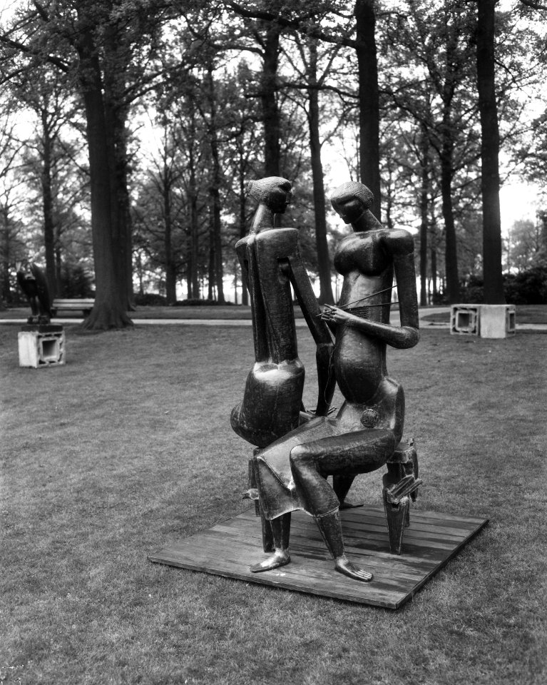 Beeldhouwwerk uit Vlaanderen, Limburg, Noord-Brabant, t.g Vlaams Festival in Ein, Bestanddeelnr 919-1131