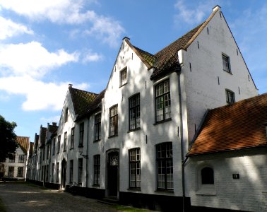 Begijnhof Brugge Binnenplein Westkant 5