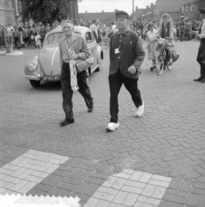 Begin van vierdaagse in Nijmegen, Bestanddeelnr 910-5419