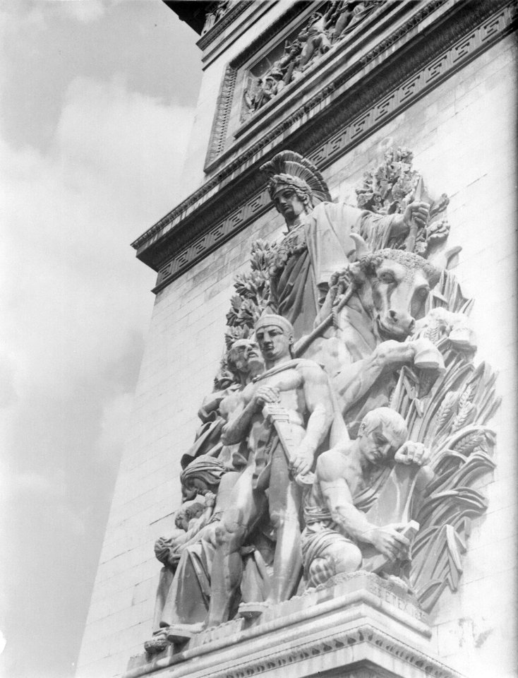 Beeldhouwwerk aan de Arc de Triomphe, Bestanddeelnr 252-1592