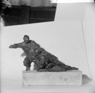 Beeldhouwkunst, beeldhouwwerken, brons, Bestanddeelnr 918-3912