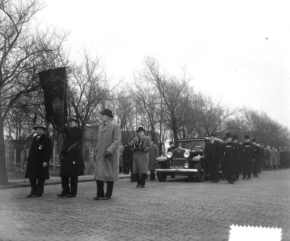 Begrafenis Kramer van de Nederlandse Jacoba IJmuiden, Bestanddeelnr 904-9401