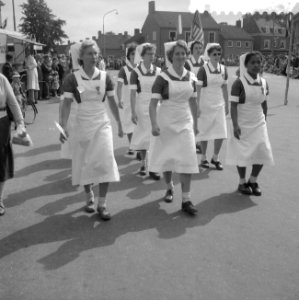 Begin van vierdaagse in Nijmegen, Bestanddeelnr 910-5422
