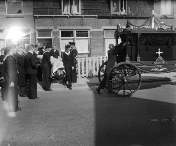 Begrafenis Stoker derde klasse, Bestanddeelnr 902-3002