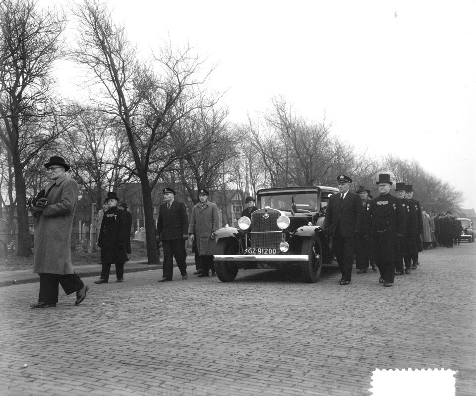 Begrafenis Kramer van de Nederlandse Jacoba IJmuiden, Bestanddeelnr 904-9400