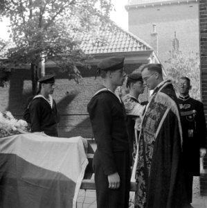 Begrafenis Stoker derde klasse, Bestanddeelnr 902-3008