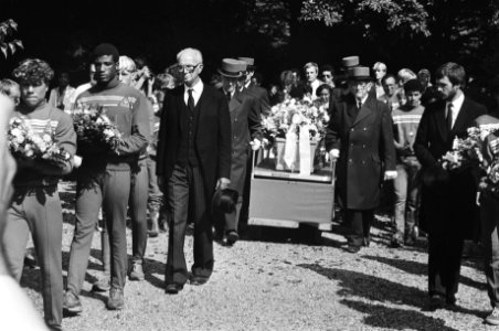 Begrafenissen, racisme, moorden, doodkisten, Bestanddeelnr 932-6758