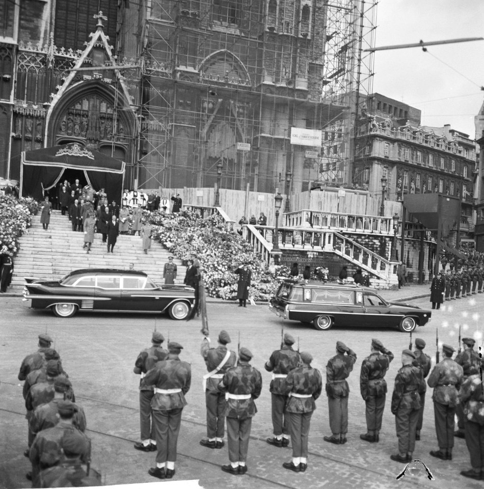 Begrafenis van Koningin Elizabeth van België te Brussel genodigden bij het verl, Bestanddeelnr 918-5110