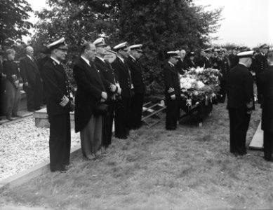 Begrafenis van de schout-bij-nacht D.C.M. Hetterschij op de Algemene Begraafplaa, Bestanddeelnr 902-9951