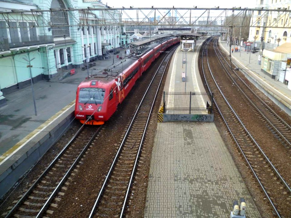 Belaruskaya-train-station-april-11-2016