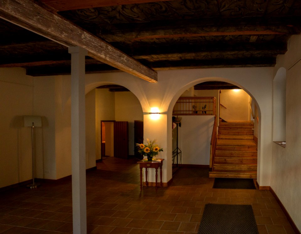 Bei der Peterskirche 9, innen 2