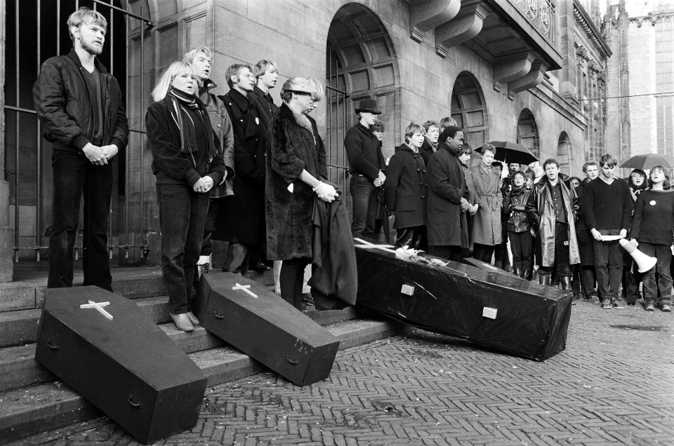 Begrafenis van het onderwijs op de Dam in Amsterdam, Bestanddeelnr 932-4064