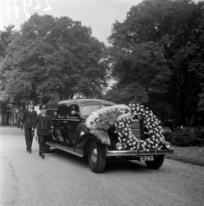Begrafenis officier administratie tweede klasse Jac Capteyn, Bestanddeelnr 902-2977