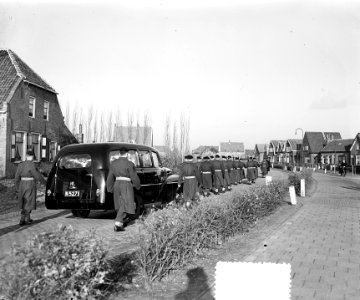 Begrafenis Marinier Francois Pouwer uit Sint Laurens (Zeeland), Bestanddeelnr 906-8692
