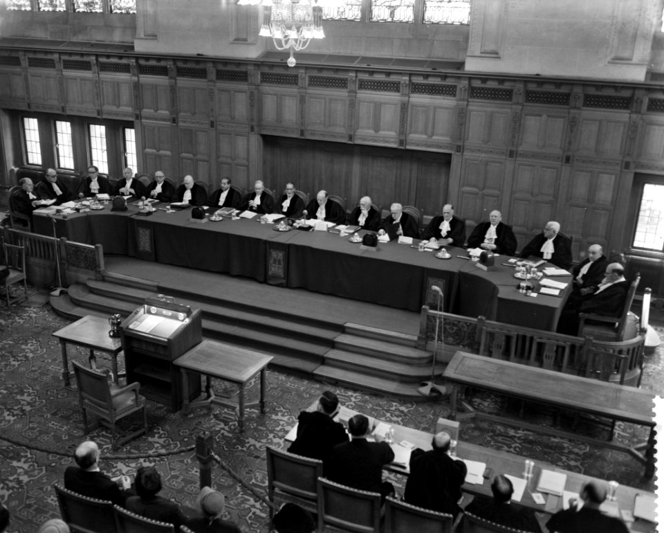 Behandeling voor het Internationale Gerechtshof te Den Haag van het Israelisch B, Bestanddeelnr 910-2175