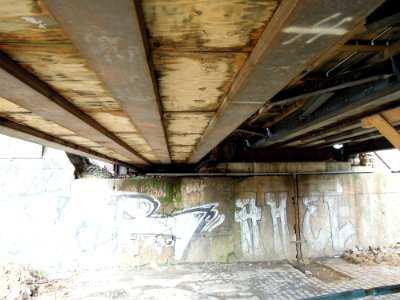 Behelfsbrücke während des Ersatzneubaus der Eisenbahnüberführung Neue Harth in Gaschwitz im März 2018c