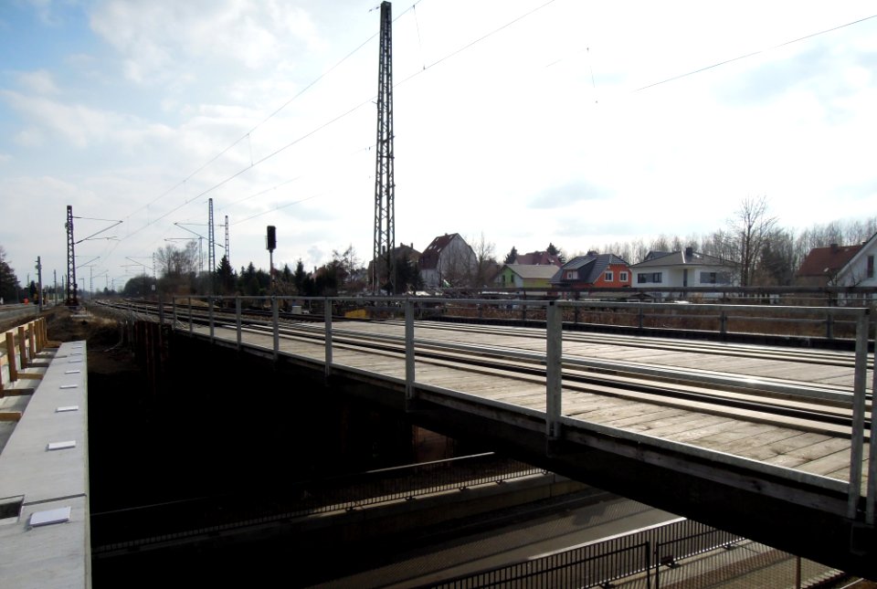 Behelfsbrücke in der Zwenkauer Straße in Großdeuben -Nutzfläche- im März 2018