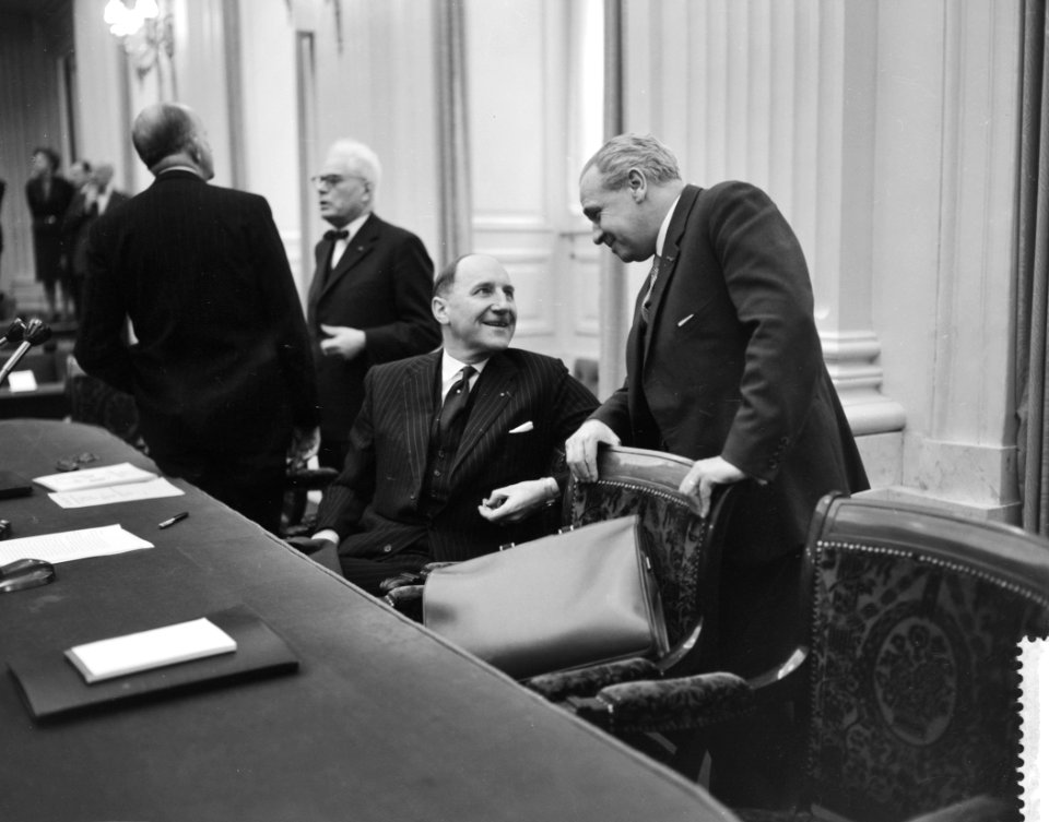 Behandeling van de Rijksbegroting voor Buitenlandse Zake in de Tweede Kamer , Mi, Bestanddeelnr 912-1234