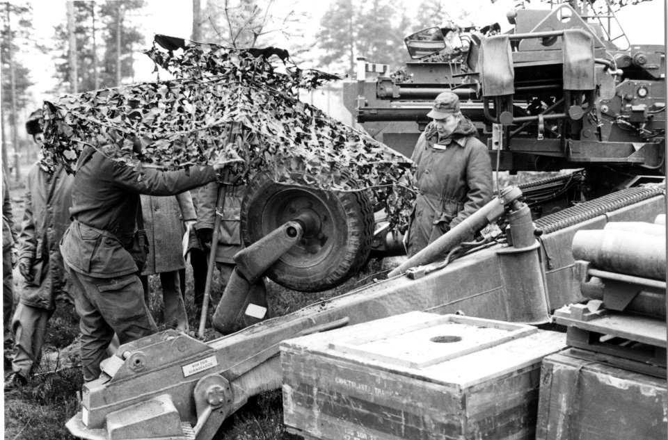 Bofors Field Howitzer 77 Artillery Regiment of Småland (A 6) 1978-1982 002