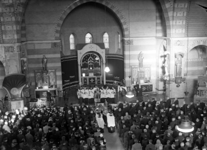 Begrafenis pater Borromaeus de Greeve. Requiem Mis in de kerk van de H.H. Nicola, Bestanddeelnr 934-6739