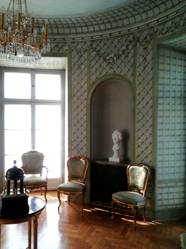 Boudoir in the Myślewicki Palace in Warsaw 02