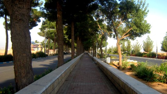 Boulevard barrier to Attar mausoleum - Nishapur 2