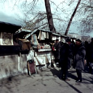 Boekenstalletjes langs de Seine in Parijs, Bestanddeelnr 255-9957