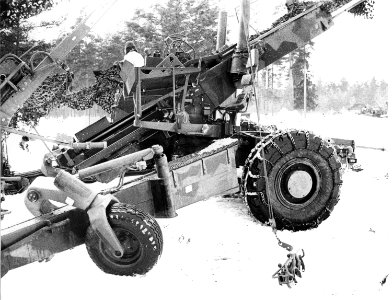 Bofors Field Howitzer 77 Artillery Regiment of Småland (A 6) 1978-1982 005