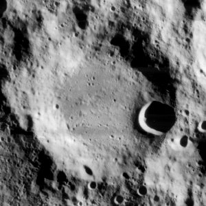 Boguslawsky crater 4082 h2
